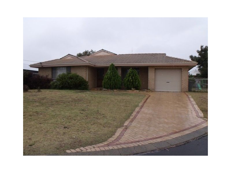 7 Quokka Court, Australind WA 6233