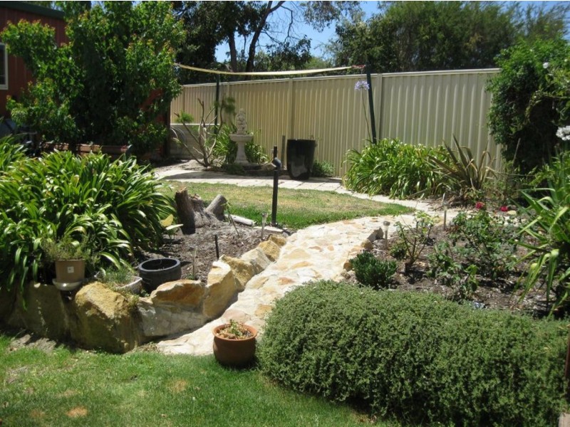 7 Thompson Place, Australind WA 6233