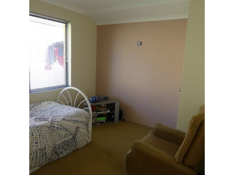 3 Blaxland Road, Dalyellup WA 6230