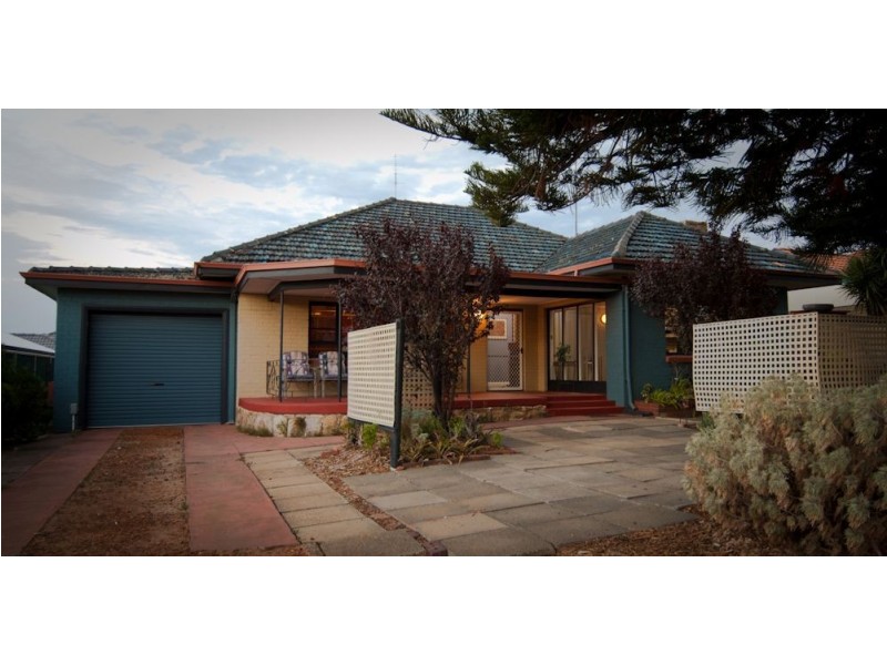 36A Hands Avenue, Carey Park WA 6230