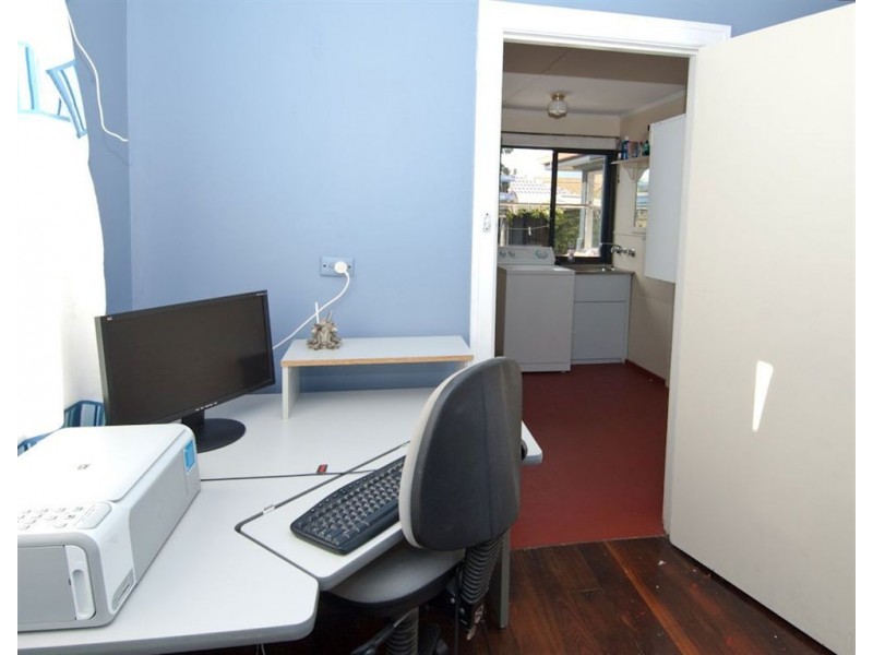 36A Hands Avenue, Carey Park WA 6230