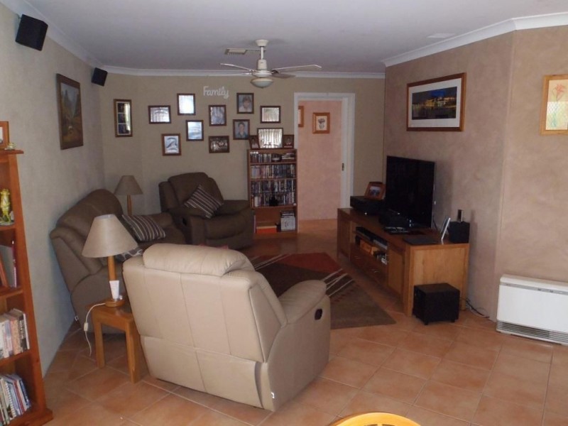 17 Chapman Close, Australind WA 6233