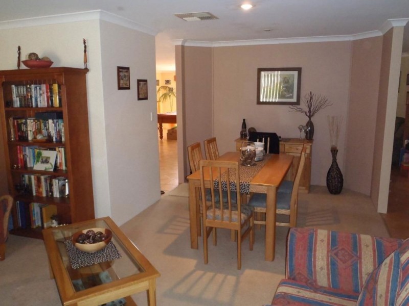 17 Chapman Close, Australind WA 6233