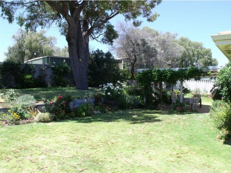 14 Birch Way, Australind WA 6233