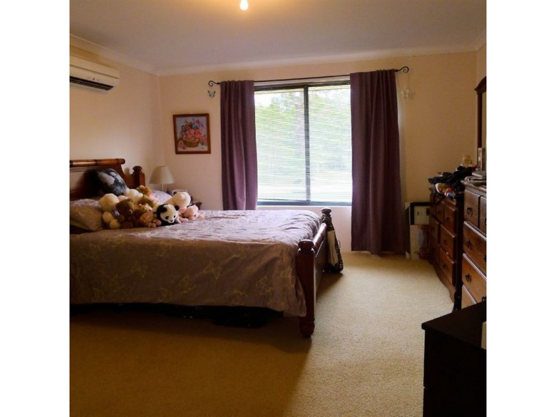 18 Nottingham Entrance, Dalyellup WA 6230