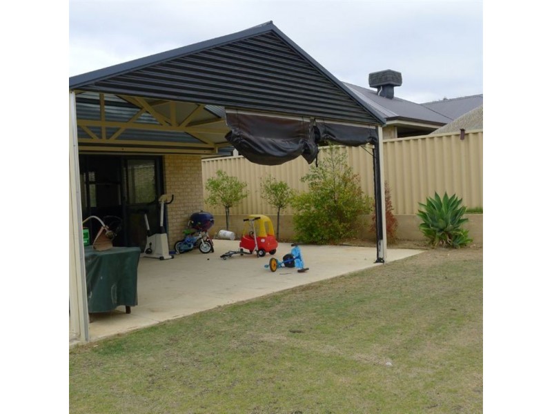 18 Nottingham Entrance, Dalyellup WA 6230