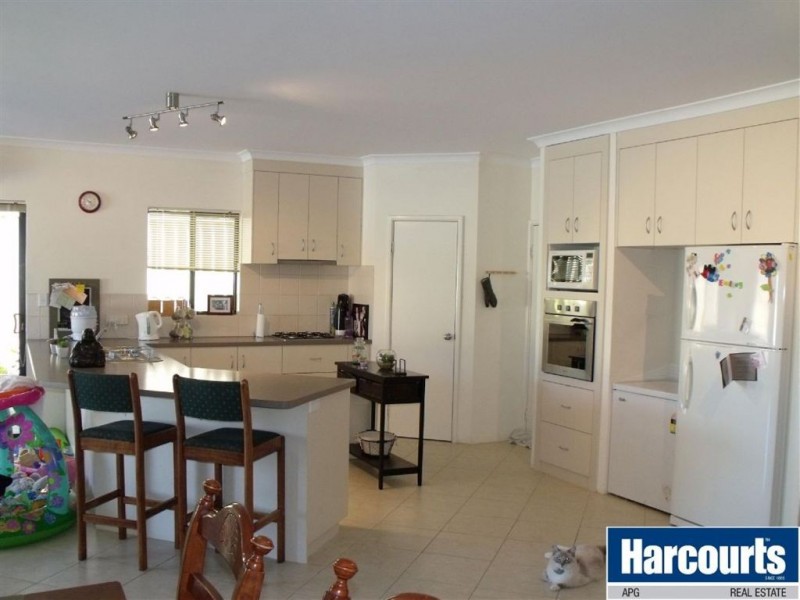 138 Hornibrook Road, Dalyellup WA 6230