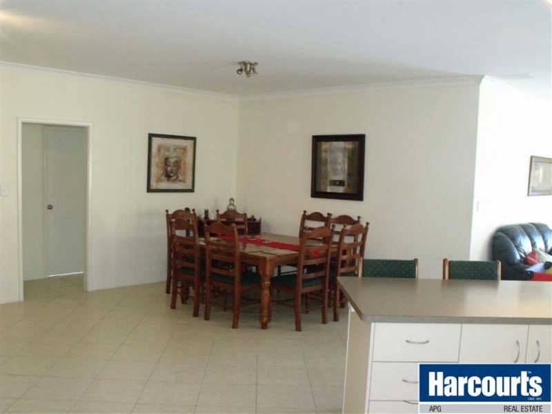 138 Hornibrook Road, Dalyellup WA 6230