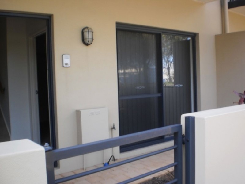 7/18 Bonnefoi blvd, Bunbury WA 6230