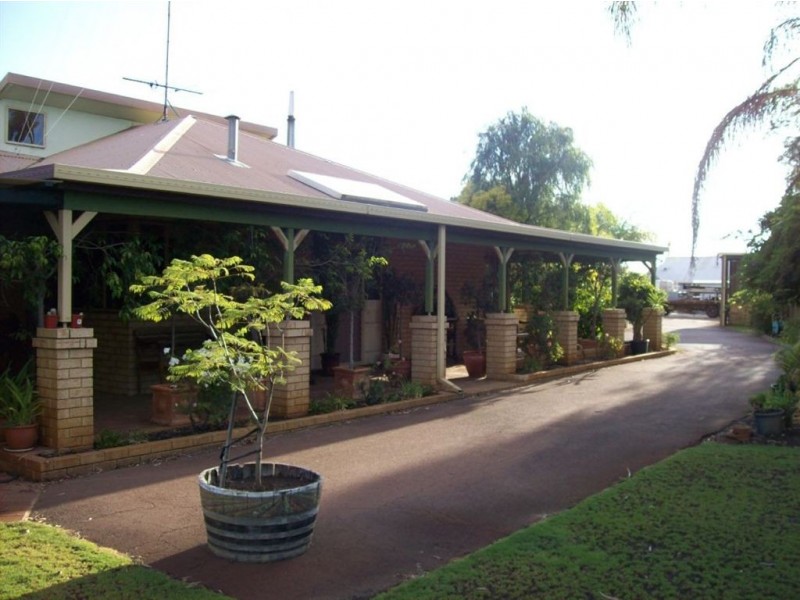 37 Golding Crescent, Picton East WA 6229