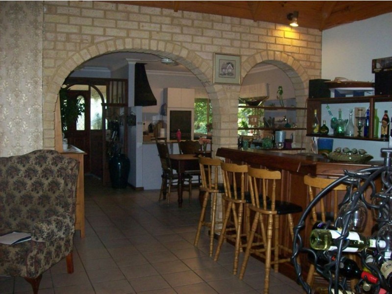 37 Golding Crescent, Picton East WA 6229