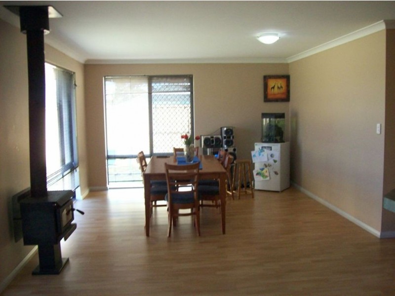 4 Durack Street, Dalyellup WA 6230