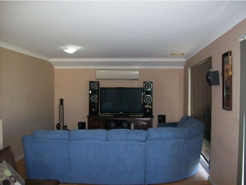 4 Durack Street, Dalyellup WA 6230