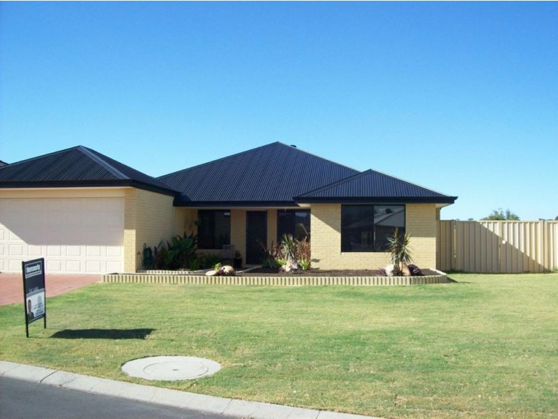 4 Durack Street, Dalyellup WA 6230