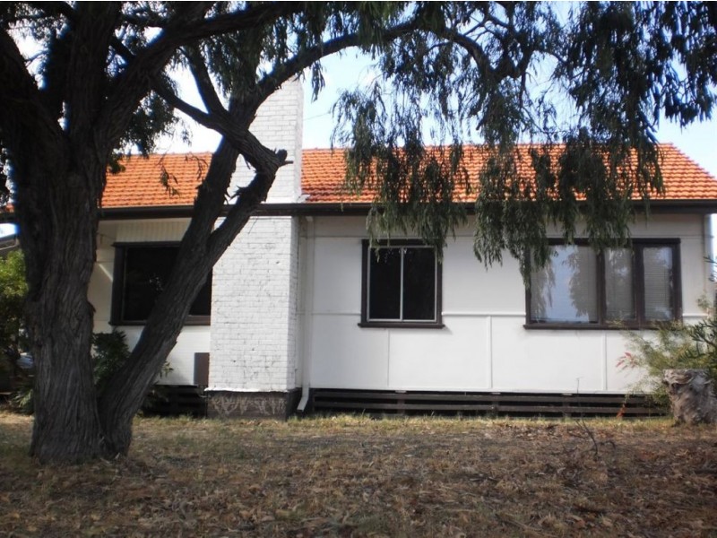 47 Hands Avenue, Carey Park WA 6230