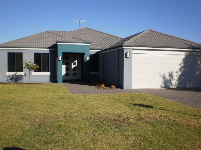 111 Leschenault Parade, Australind WA 6233