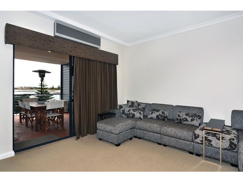 28/18-24 Bonnefoi Boulevard, Bunbury WA 6230