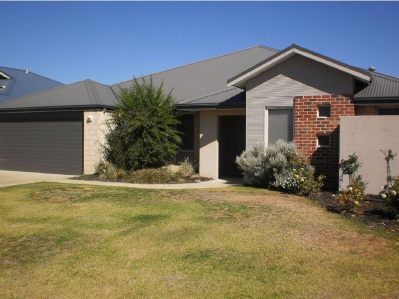 32 Carbine Loop, Millbridge WA 6232