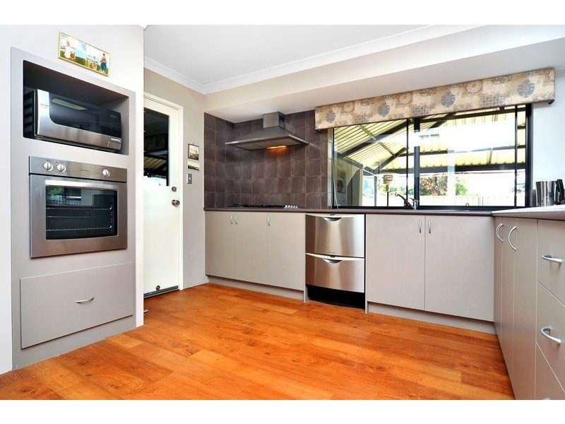 18 Poller Way, Australind WA 6233