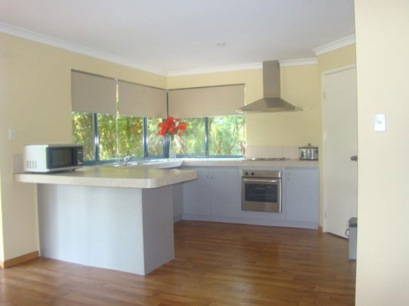 33 Roberts Street, Balingup WA 6253