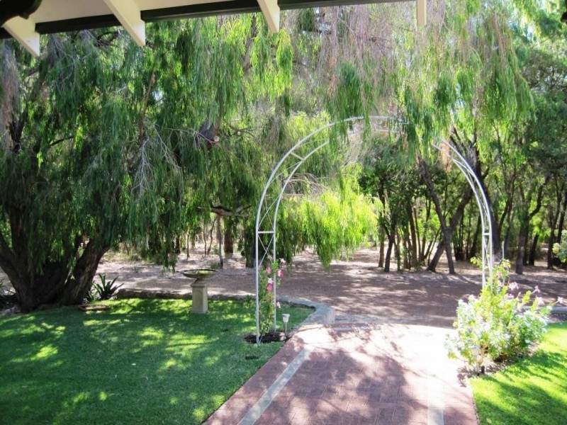 96 Minninup Road, Stratham WA 6237