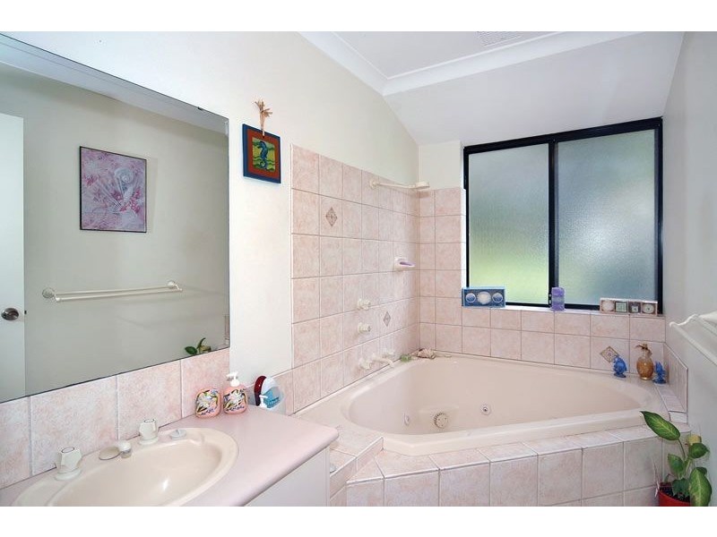 10 Loretta Avenue, Gelorup WA 6230