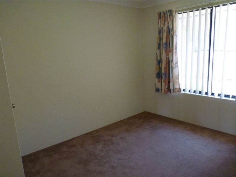 10 Chisholm Road, Dalyellup WA 6230