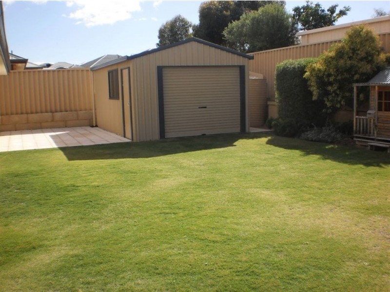 10 Chisholm Road, Dalyellup WA 6230