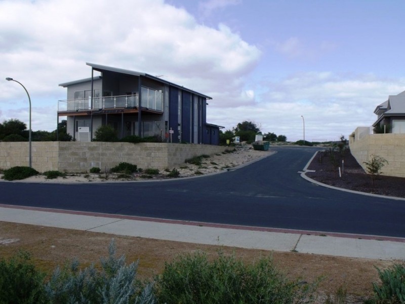 3 Yelin Court, Peppermint Grove Beach WA 6271