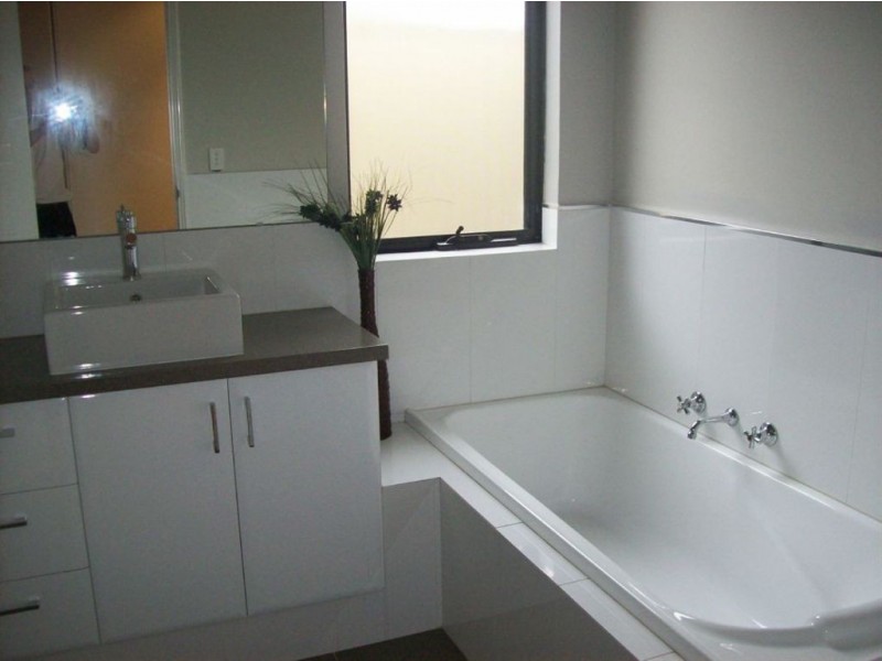 12 Polwarth Circuit, Eaton WA 6232