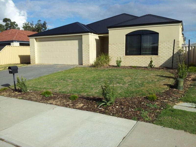 3 Oxley Pass, Dalyellup WA 6230