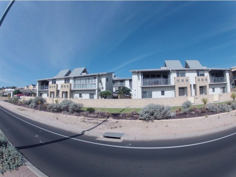 3/99 Ocean Drive, Bunbury WA 6230