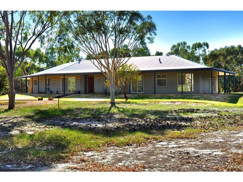 14 Peppermint Court, North Boyanup WA 6237