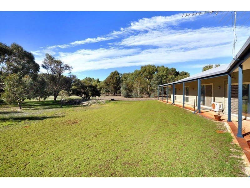 14 Peppermint Court, North Boyanup WA 6237