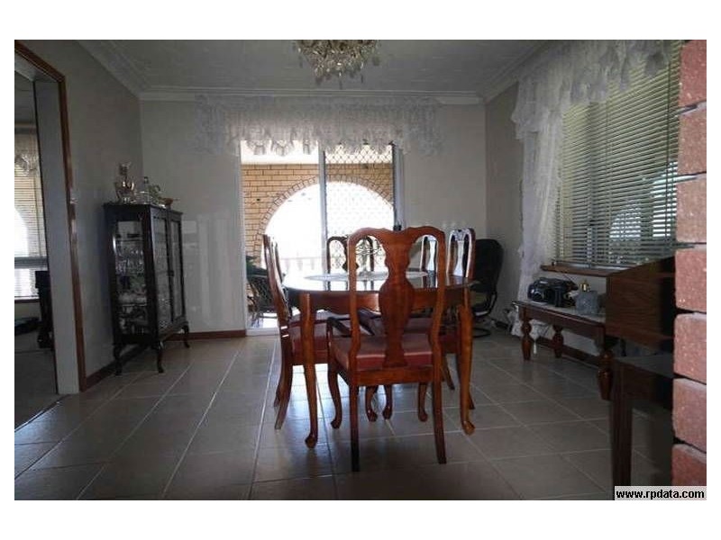39 Hoylake Avenue, Bunbury WA 6230