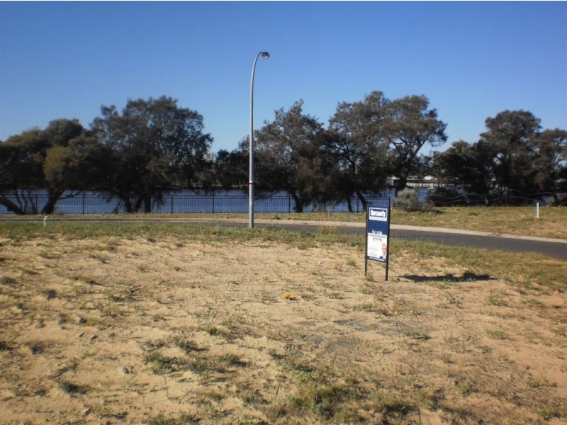 3 Epacris Elbow, Pelican Point WA 6230