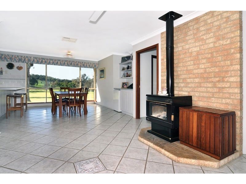 2/176 Armstrong Road, Boyanup WA 6237