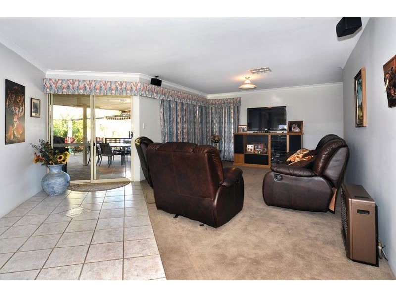 2/176 Armstrong Road, Boyanup WA 6237