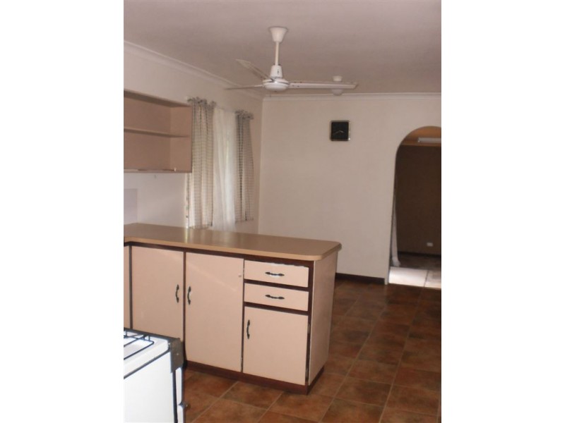 16 Hamilton Road, Eaton WA 6232