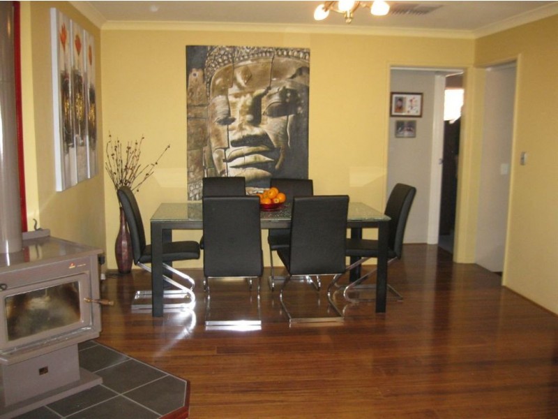 4 Silvergull Terrace, Australind WA 6233