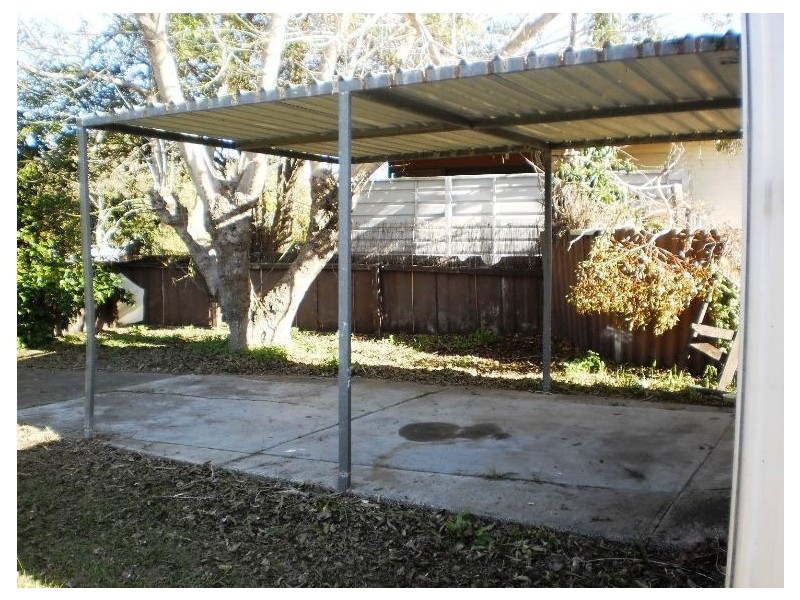 8 Vixen Street, Withers WA 6230