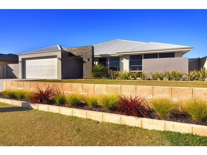95 The Boulevard, Australind WA 6233