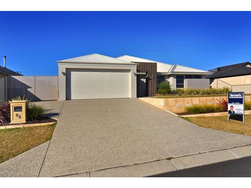 95 The Boulevard, Australind WA 6233