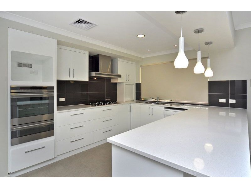 95 The Boulevard, Australind WA 6233