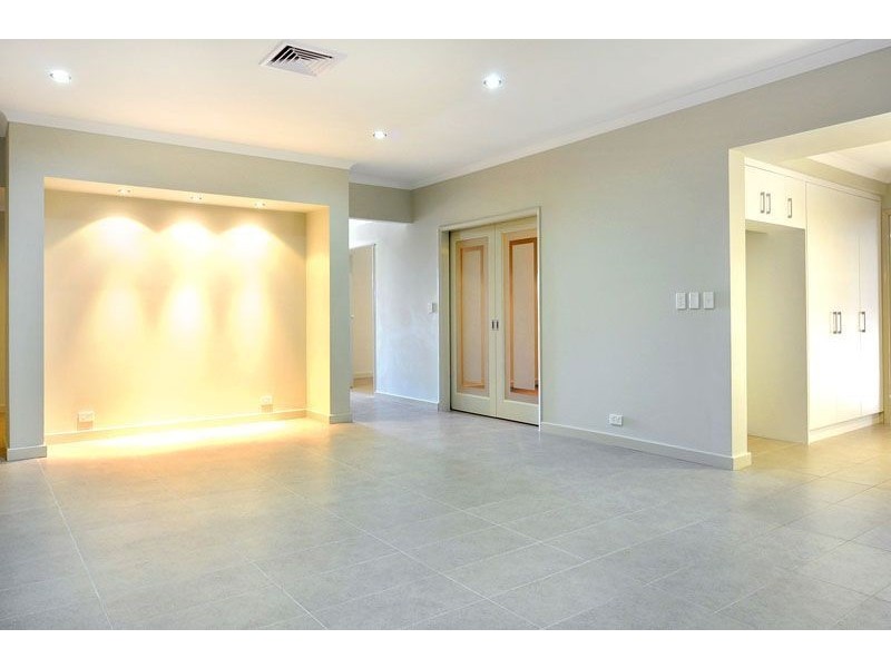 95 The Boulevard, Australind WA 6233