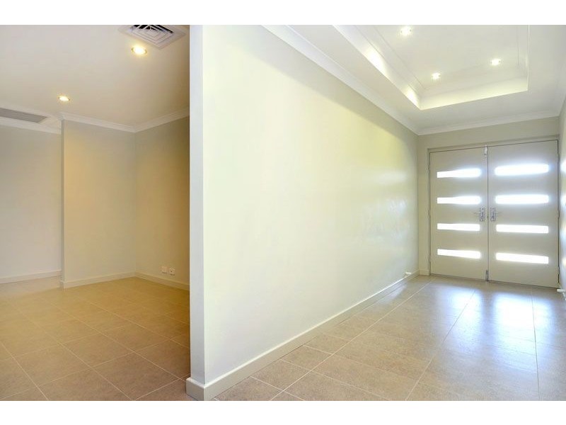 95 The Boulevard, Australind WA 6233