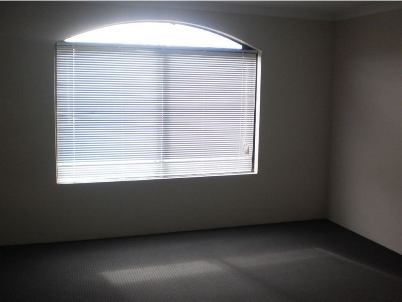 3 Oxley Pass, Dalyellup WA 6230