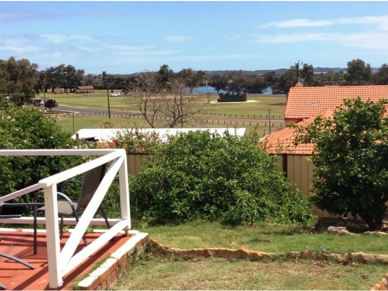 30 Eagle Crescent, Eaton WA 6232
