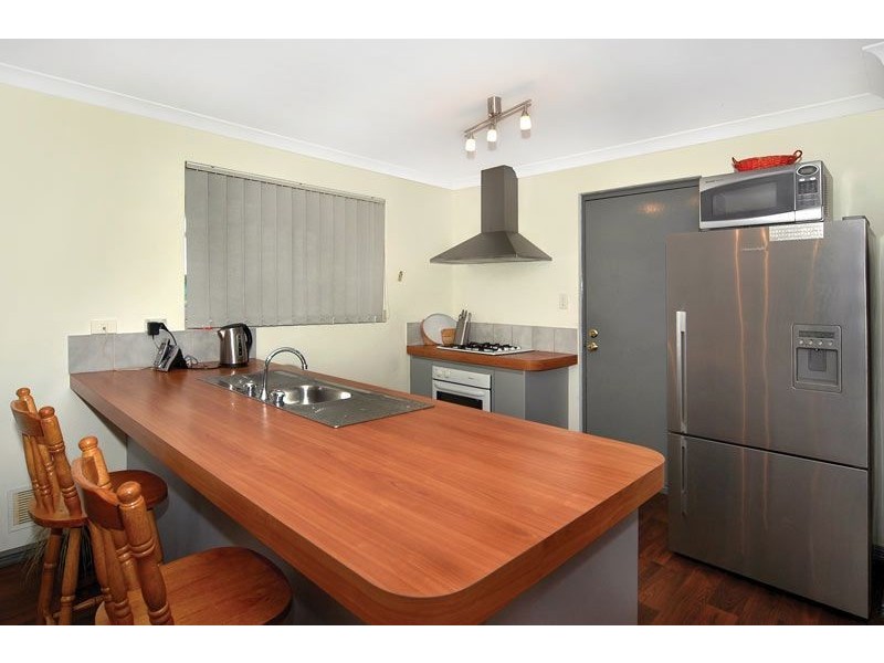 96 Somerville Drive, College Grove WA 6230