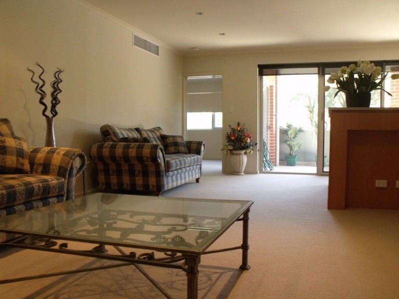 4/11 Prinsep Street, Bunbury WA 6230